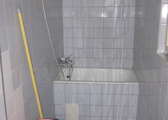 Rekonstrukce garsonky vc. koupelny a elektro - stav před realizací