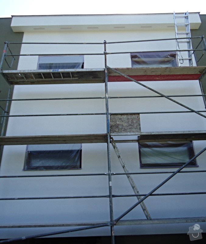 Obnova fasády - nátěr, oprava : 09