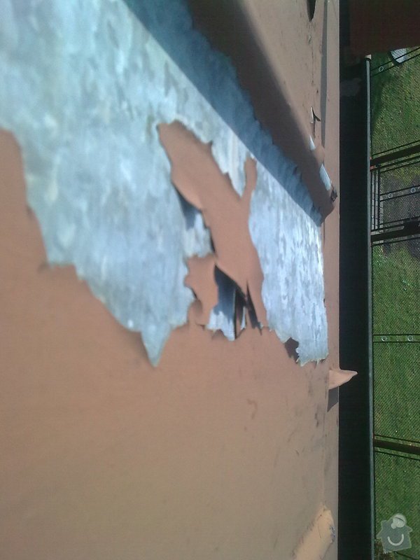 Nátěr plechové střechy na rod. domku: Obraz0551