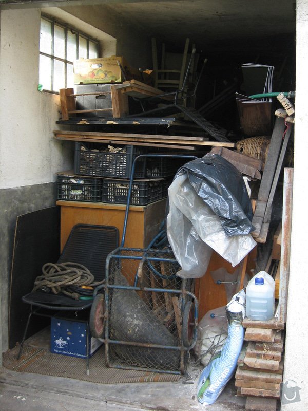 Naložení a odvoz odpadu a suti: garaz