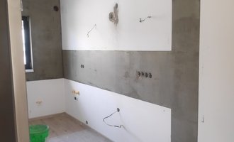 Betonová stěrka za kuchyňskou linku max 10m²