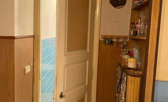 Renovace kazetových dveří a zárubní - stav před realizací