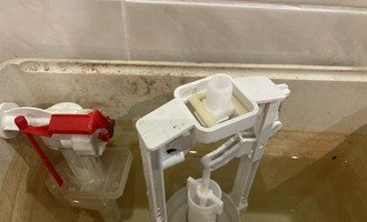Oprava protékajícího záchodu