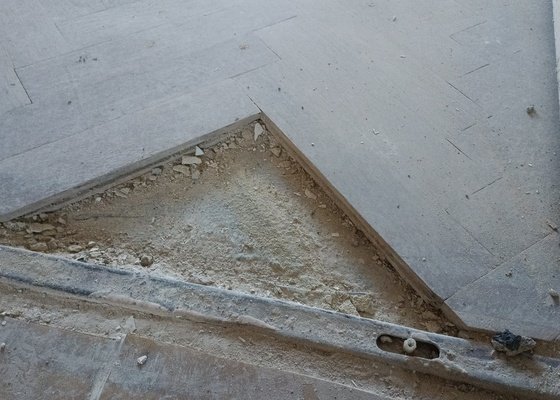 Potěrový beton + následné vylití podlah v bytě