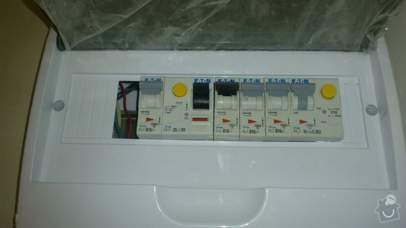 Vyřešení elektriky v panelovém bytě, P 4: DSC_0074