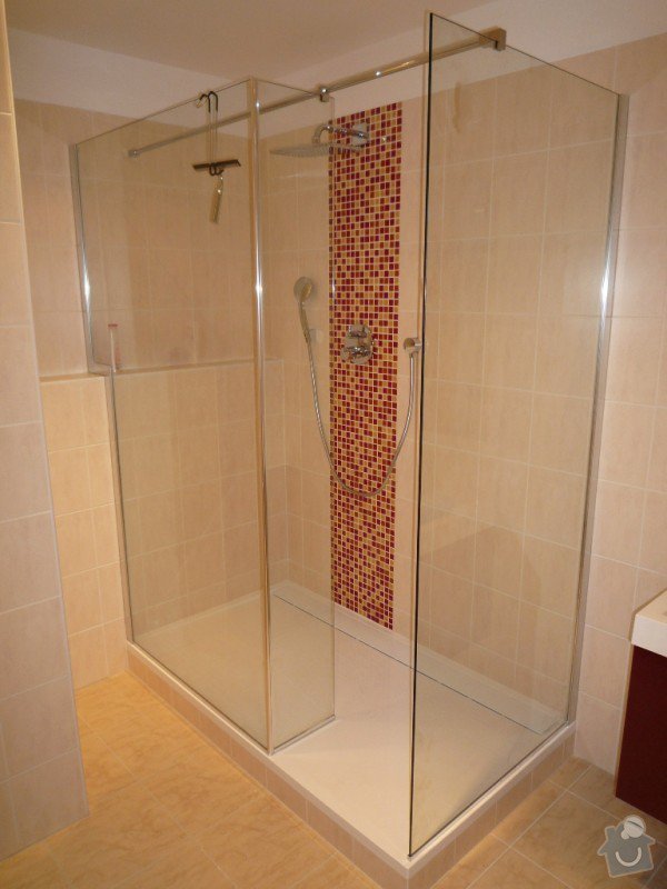 Rekonstrukce koupelny: realizace-sprchoveho-koutu-s-mozaikou6