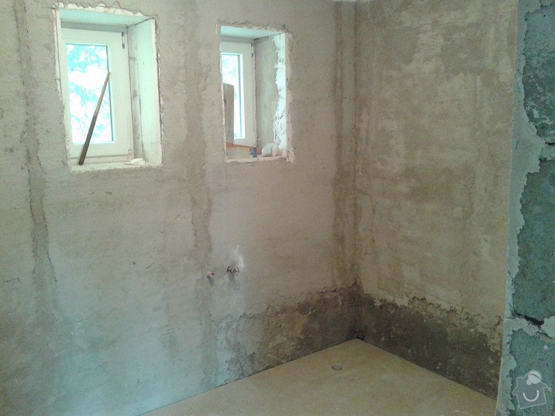 Pokládka obkladů a dlažby ve 2 koupelnách, dohromady cca 67 m2: 20130524_140305