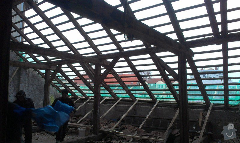 Kompletní rekonstrukce střechy činžovního domu: IMAG3339