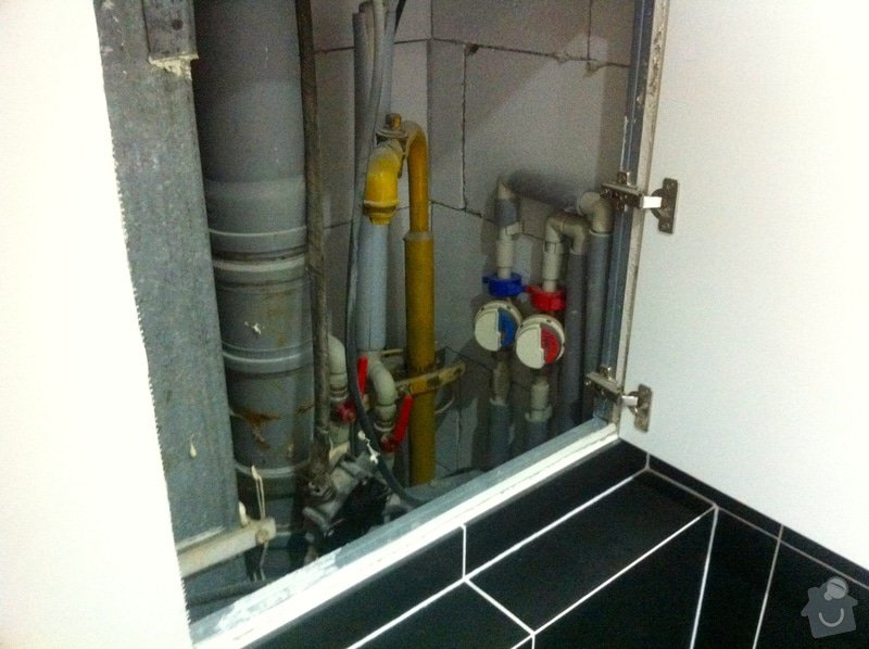 Instalace vodního filtru do potrubí v bytě: IMG_6216