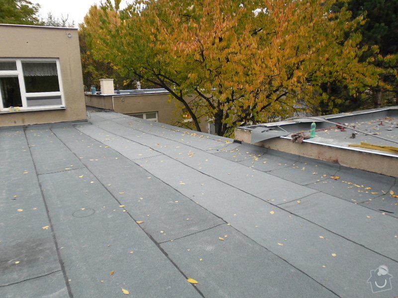 Oprava střechy pergoly.: SAM_0552