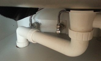 Vodoinstalace - přívod a odvod vody pro myčku - stav před realizací