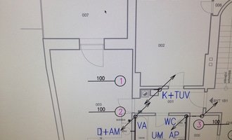 Dodání a instalace systému podlahového teplovodního vytápění, vodovodního a odpadového potrubí v bytě 58m2 - stav před realizací