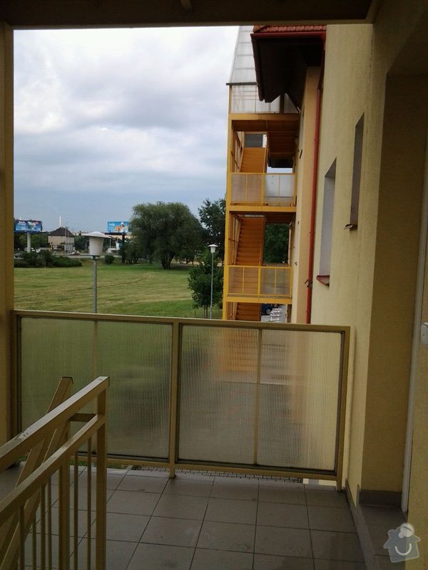 Zasklení schodiště - balkonové lodžie: 20140711_170713_resized