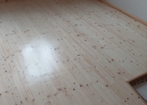 Broušení dřevěné podlahy