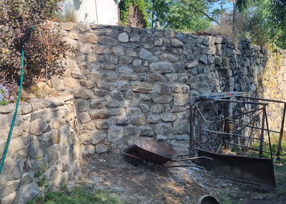 Oprava kamené stěny