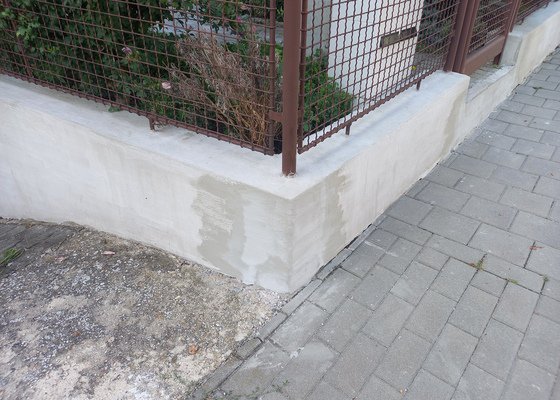 Oprava venkovního schodiště a betonové zídky