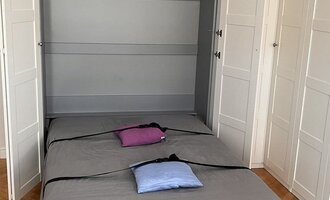 Přizpůsobení skříně- výklopná postel