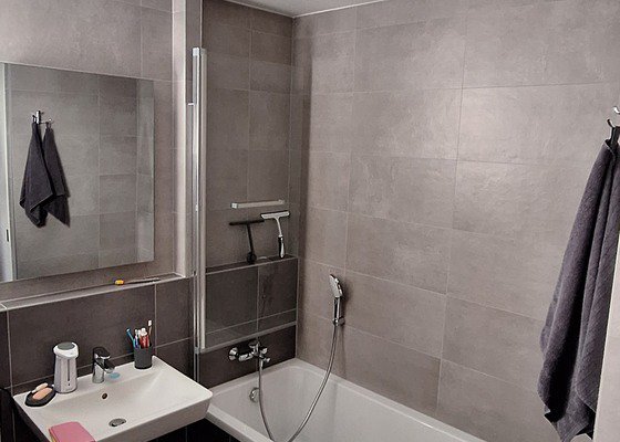 Rekonstrukce koupelny-výměna vany za sprchový kout