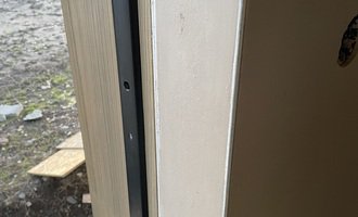 Sádrové omítky - bezrámové provedení oken