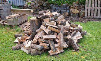 Řezání  dřeva