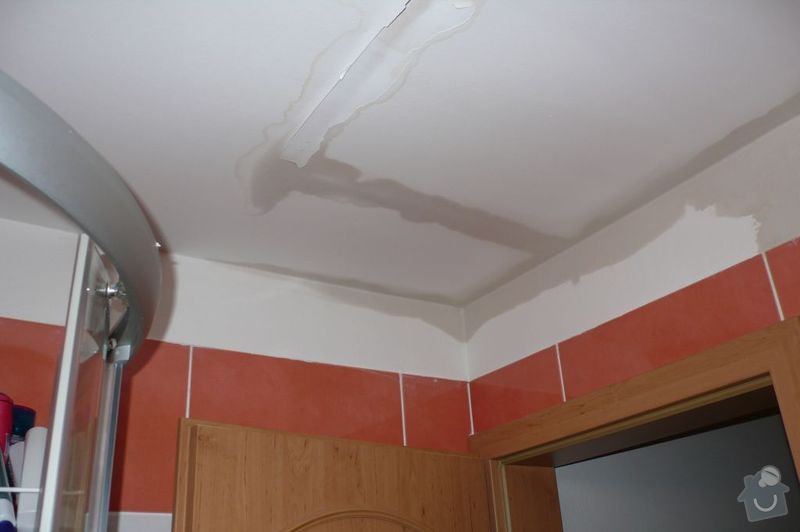 Oprava sádrokartonového stropu v koupelně, vymalování: koupelna_strop02