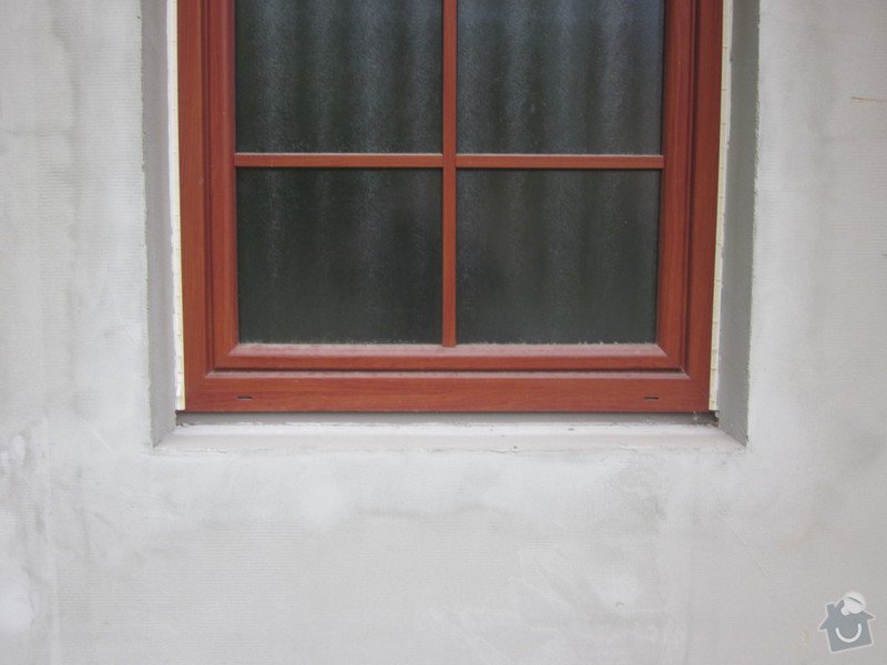 Montáž venkovních parapetů, oplechování oken: IMG_4290