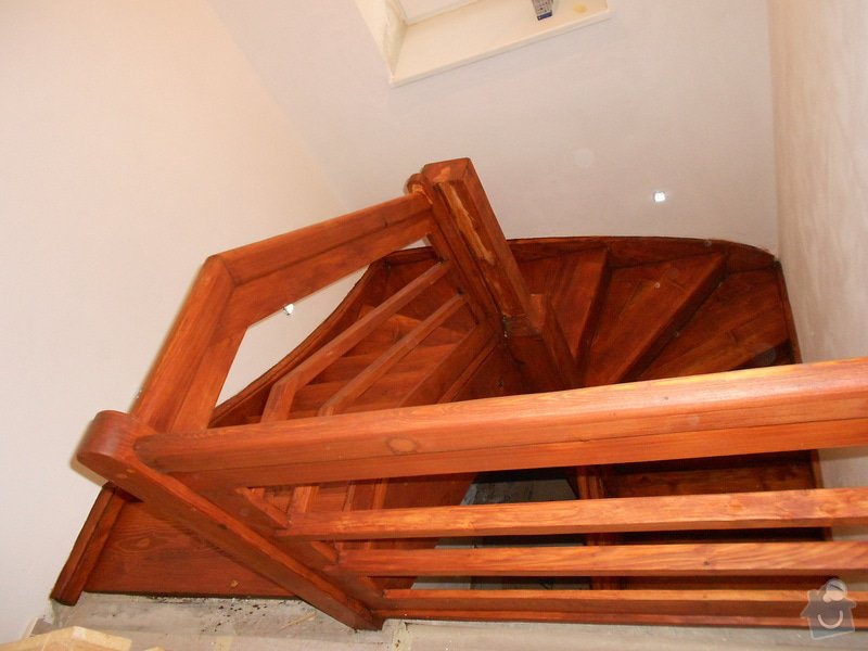 Oprava dřevěného schodiště: DSCN4765