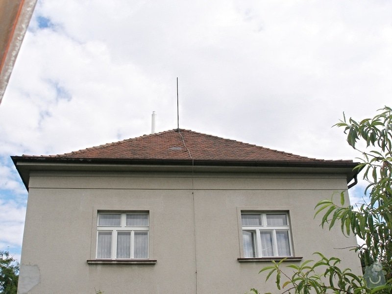 Oprava střechy: P8151759