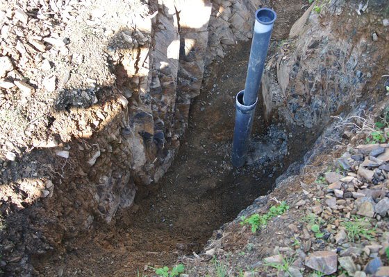 Vyčištění kopané studny hl. 6m, výměna skruží - stav před realizací