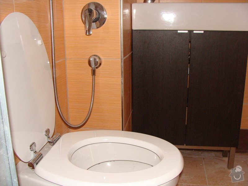 Rekonstrukce koupelny, elektroinstalace, : 052
