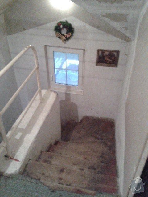 Rekonstrukce schodiště a balkonu: 20150130_160611