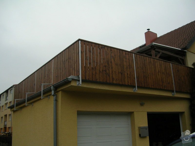 Zábradlí + pergola na střeše garáže: DSCN9166