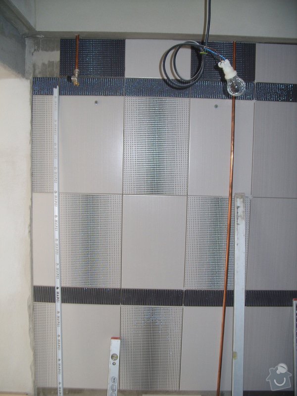 Obklady, dlažba, usazení sprchové vaničky: SS857743