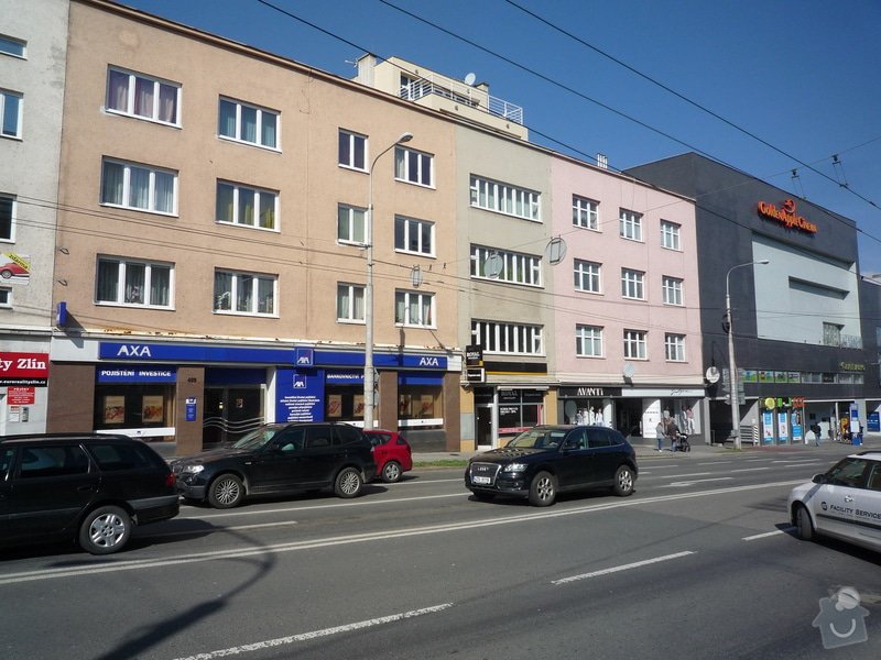 Nástavba 2 patra na bytový dúm ve Zlíně: P1130026