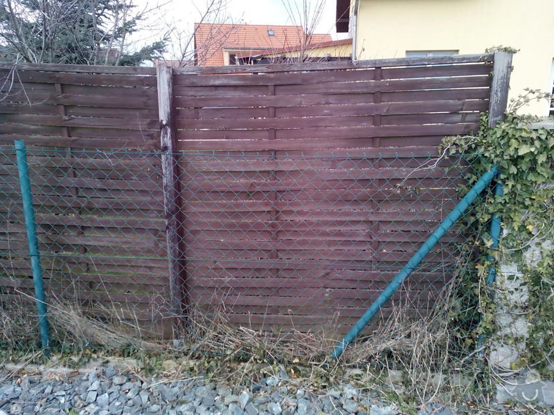 Výměna plotu z pletiva za dřevěné výplně: IMG_20150406_143414