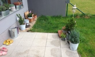 Betonová dlažba na zahradu - stav před realizací