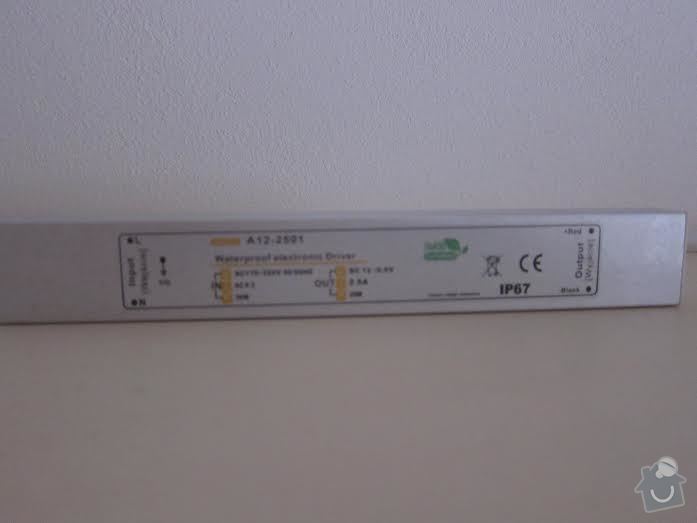 Výměna trafa u LED pásků: Kuchyne-trafo1