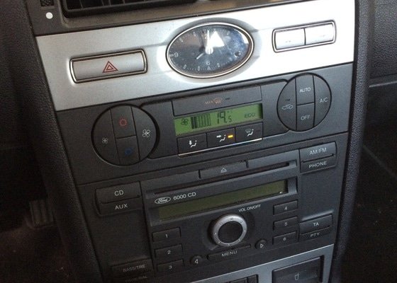 Nefunkční klimatizace Ford Mondeo MKIII
