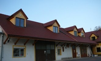 Rekonstrukce střechy Farma Vlčnov