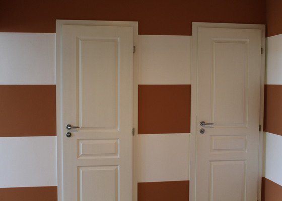 Omítání stěn, natažení perlinkou a drobné zednické práce  4 pokoje + pokladka nove podlahy, vymalovani bytu